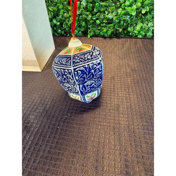 Danbury Mint First Annual German Teardrop Blue Ornament A Bavarian Christmas - Picture 8 of 11